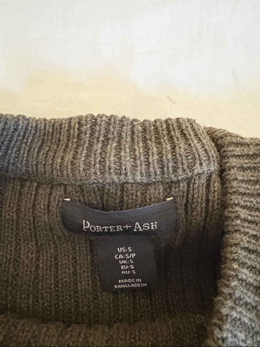Porter + Ash Pocket Sweater Green Small - Picture 2 of 5